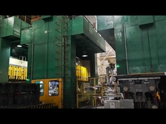 Estampagem automática de carroçarias de automóveis